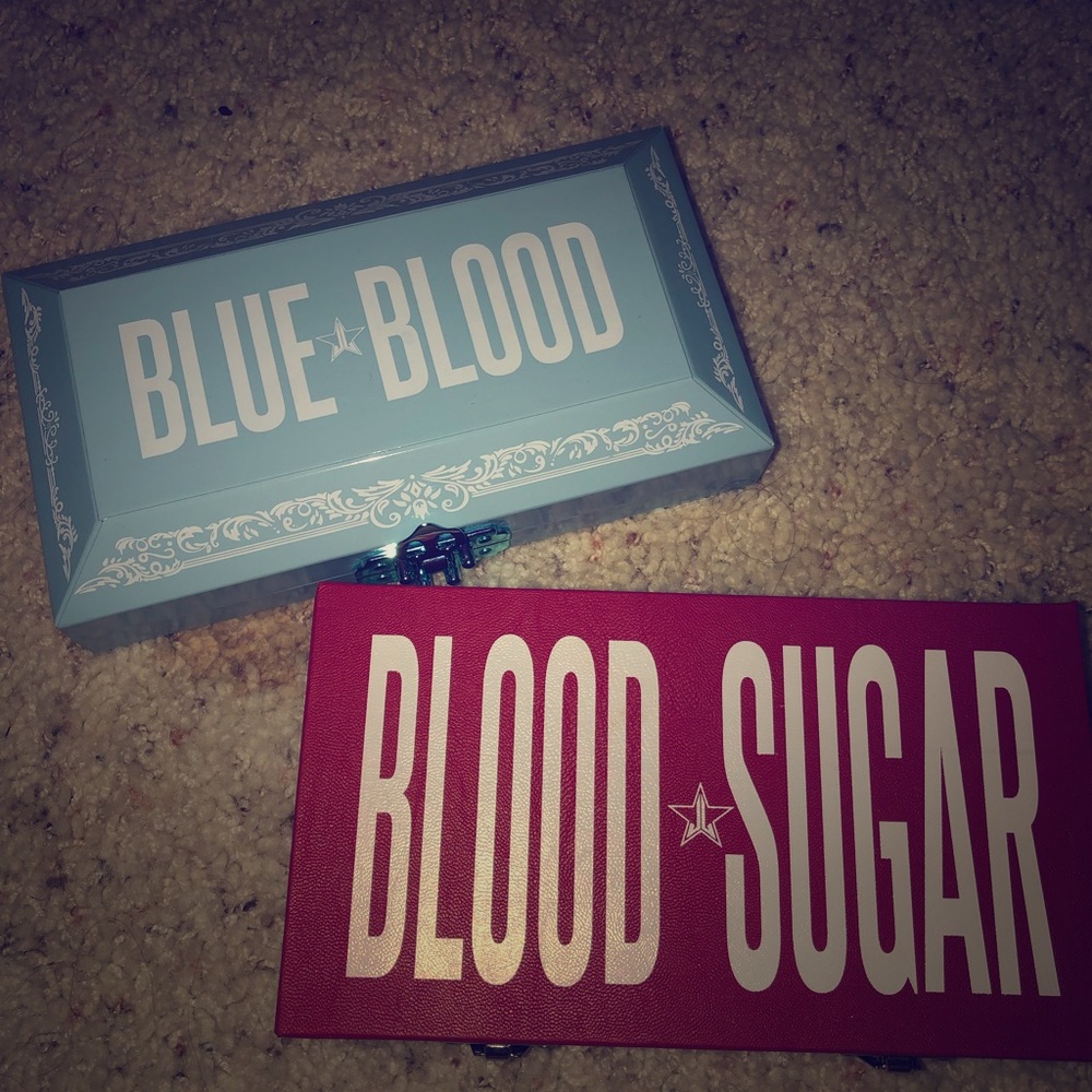 Jeffree star blue blood and blood sugar palette